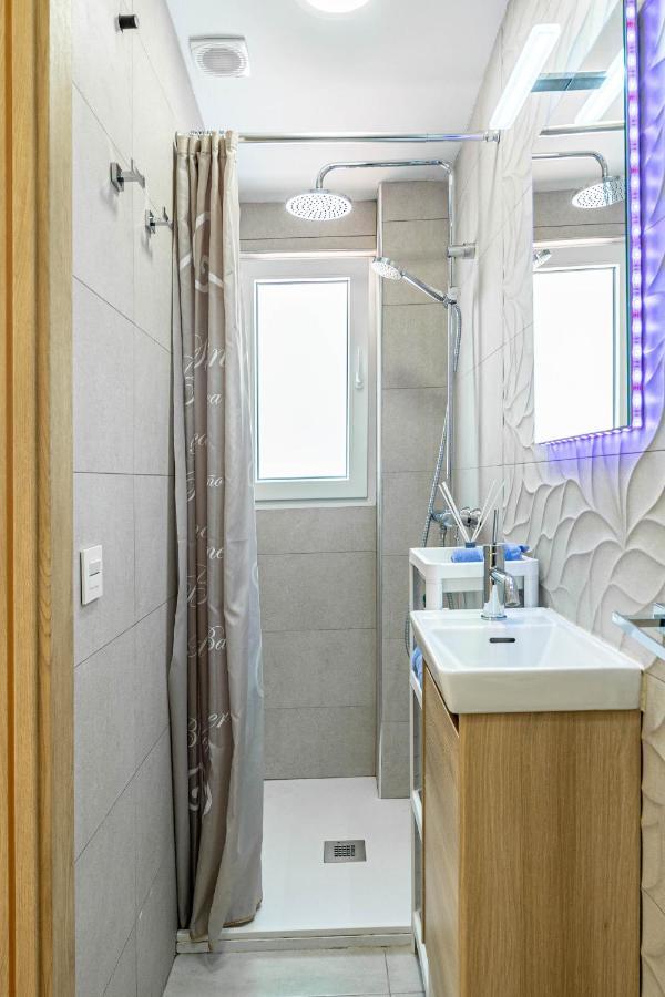Apartamento Central Luxury Flat With Free Parking Valencia Exterior foto
